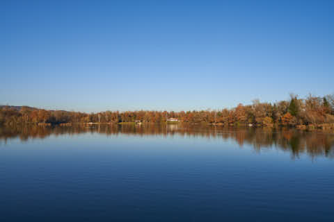 Gemeinde Kirchdorf Landkreis Rottal-Inn Waldsee Lago Herbst (Dirschl Johann) Deutschland PAN